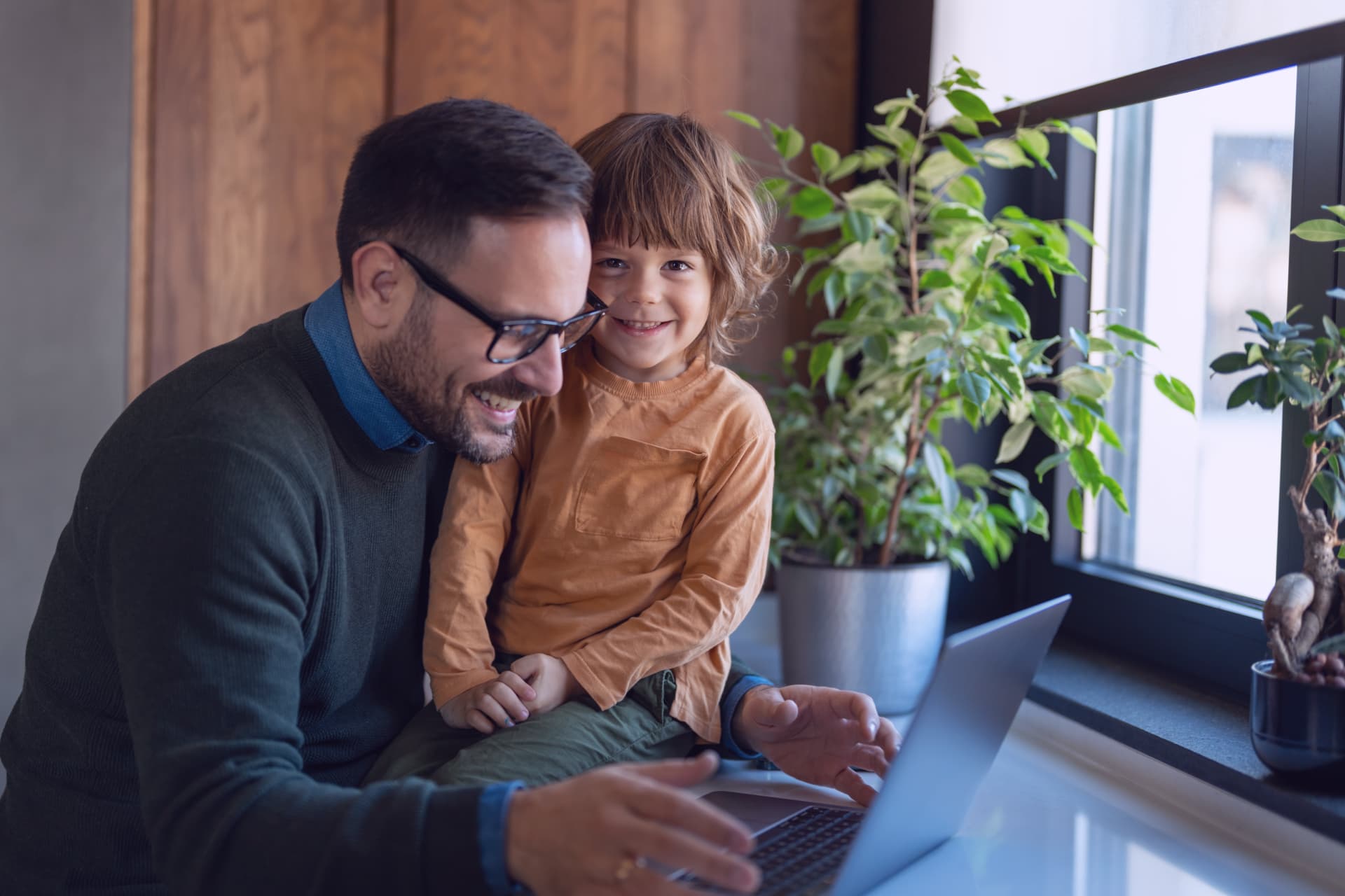 Flexinovela zákoníku práce 2025: změny pro rodiče 