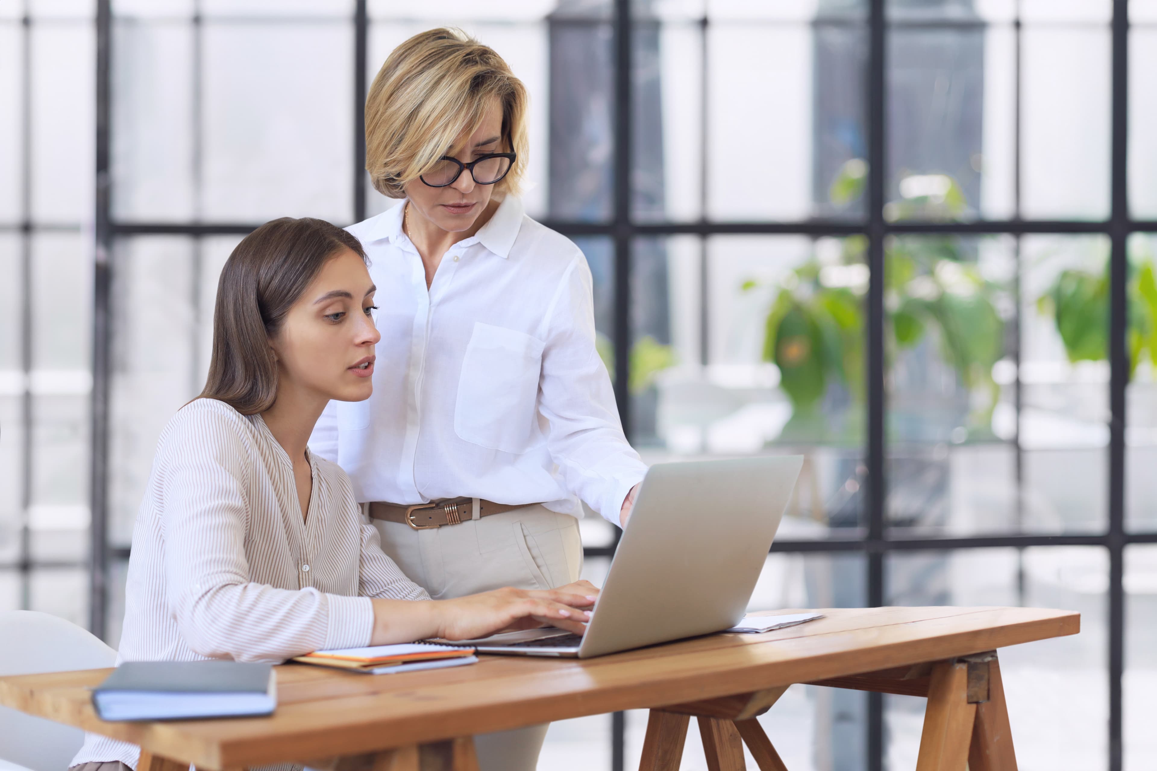 JobsIndex 2023: Autonomie a spokojenost v práci