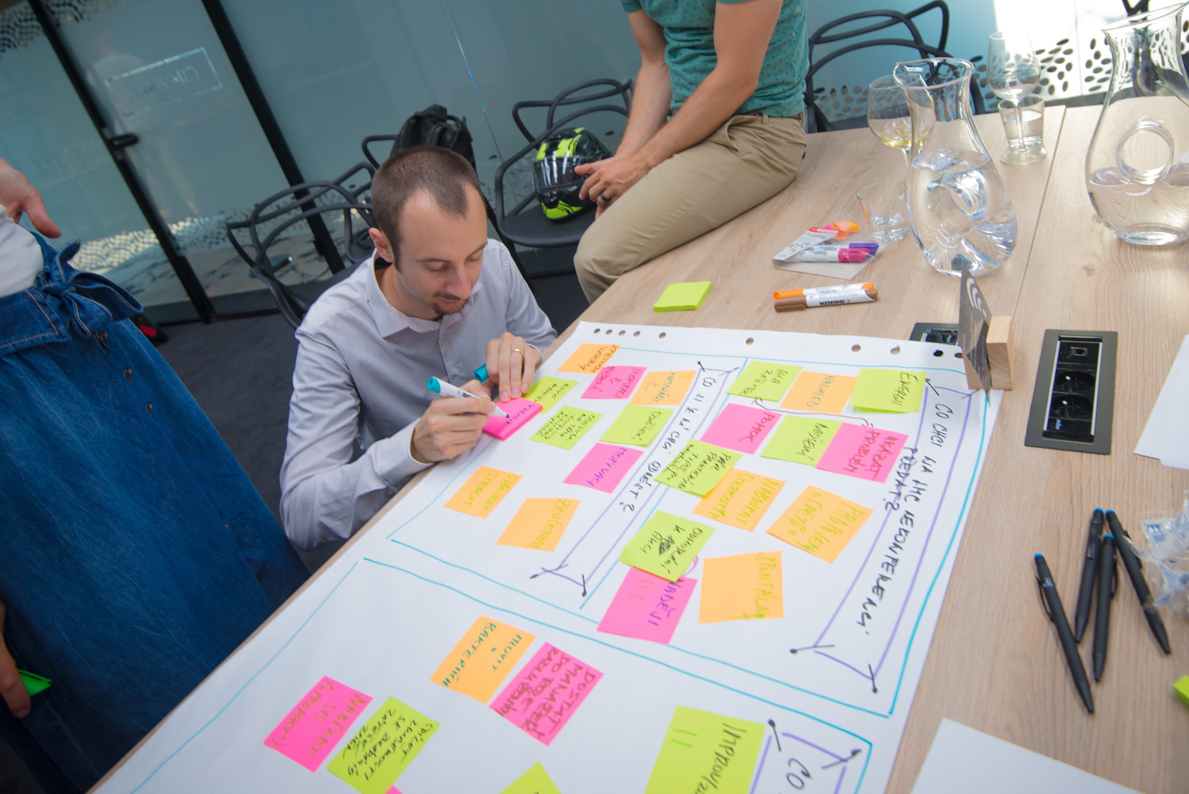 Evoluční biolog při práci