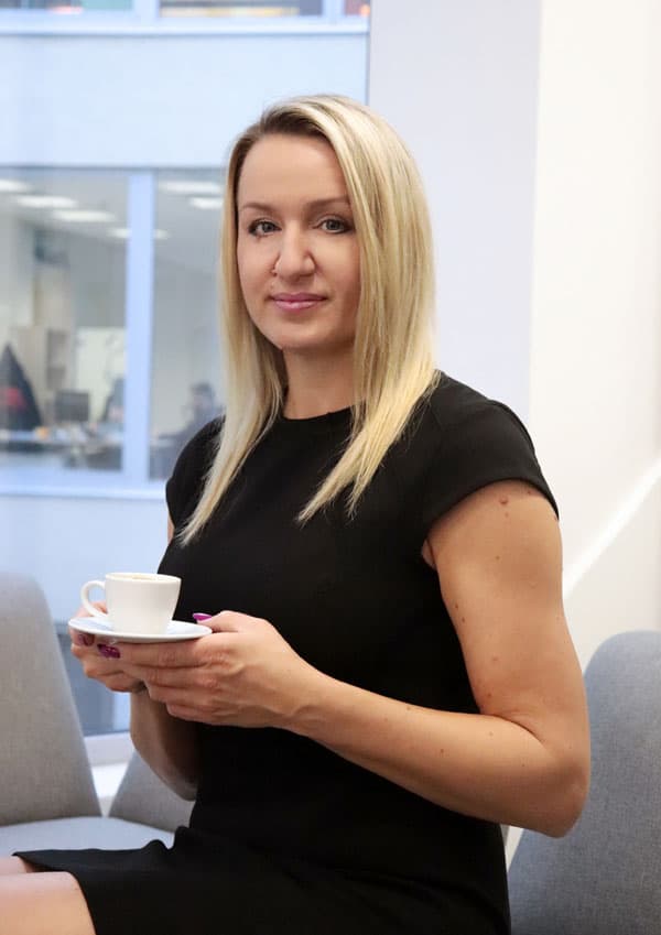 Jana Jakušev Šrýtrová